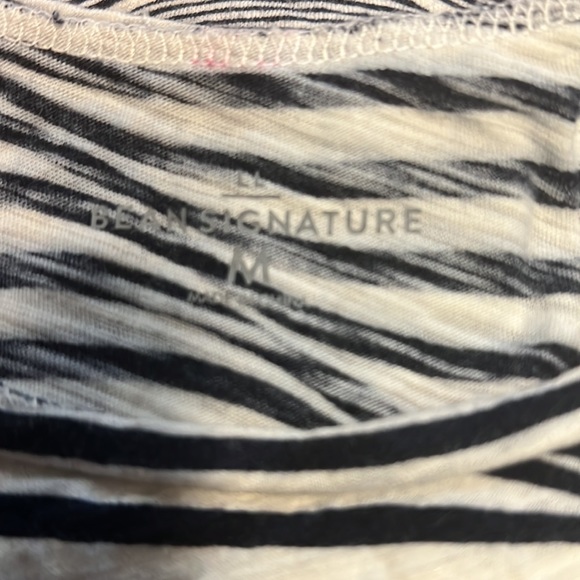 LL Bean Signature Tank Tops Printed Size Medium Lot of 2 - Picture 4 of 9